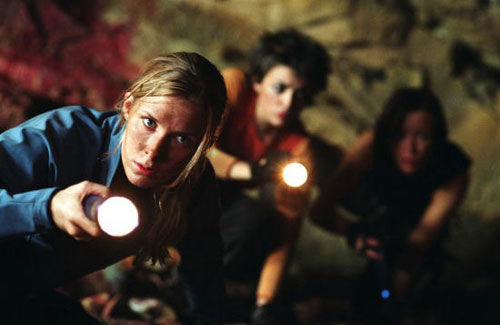 Shauna MacDonald în The Descent