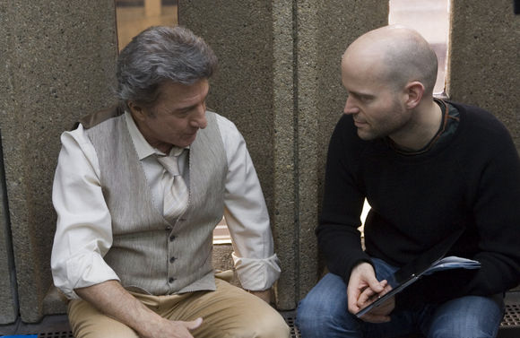 Dustin Hoffman, Marc Forster în Stranger Than Fiction