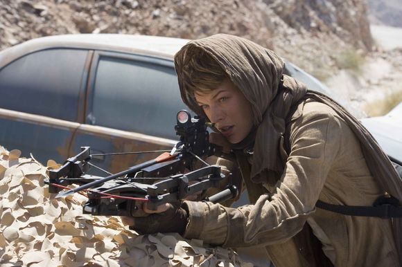 Milla Jovovich în Resident Evil: Extinction