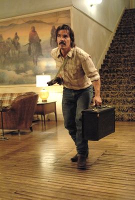 Josh Brolin în No Country for Old Men