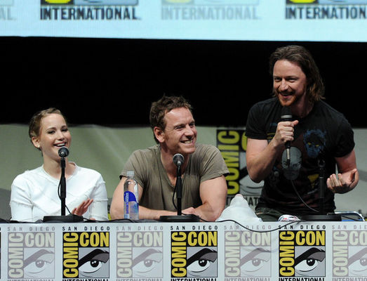 Jennifer Lawrence, Michael Fassbender, James McAvoy în X-Men: Days of Future Past
