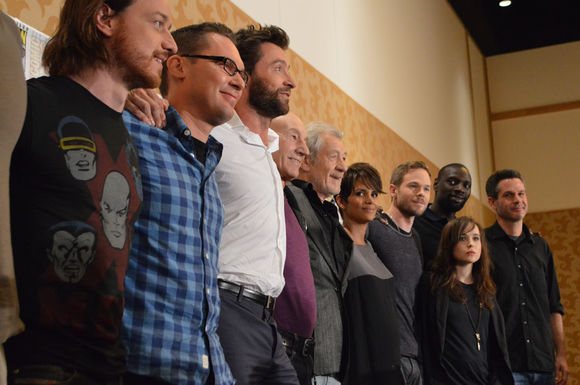 James McAvoy, Hugh Jackman, Patrick Stewart, Ian McKellen, Halle Berry, Shawn Ashmore, Elliot Page în X-Men: Days of Future Past