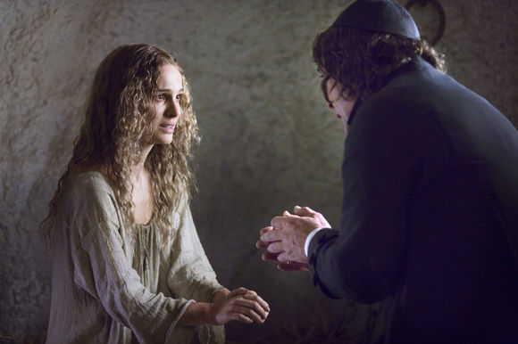 Natalie Portman, Javier Bardem în Goya's Ghosts