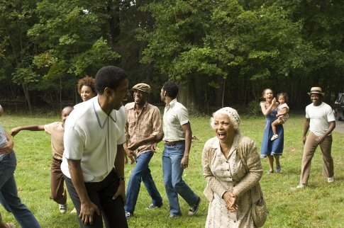 Denzel Washington, Ruby Dee în American Gangster