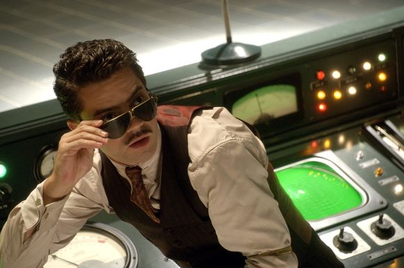 Dominic Cooper în Captain America: The First Avenger