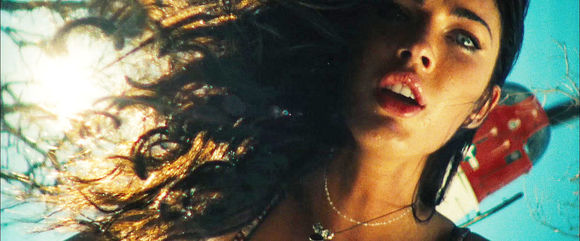 Megan Fox în Transformers: Revenge of the Fallen