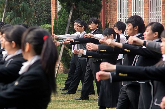 Bu neng shuo de. mi mi