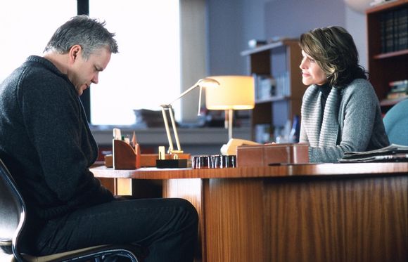Tim Robbins, Julie Christie în La vida secreta de las palabras