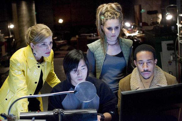 Kyra Sedgwick, Aaron Yoo, Alison Lohman, Ludacris în Gamer