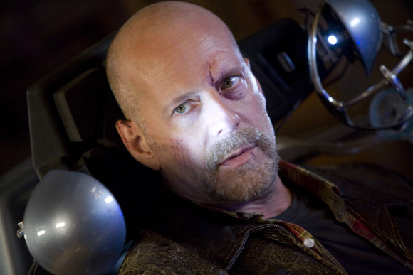 Bruce Willis în Surrogates