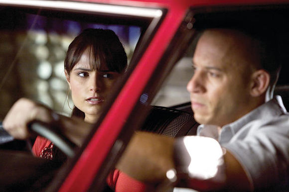 Vin Diesel, Jordana Brewster în Fast and Furious 4