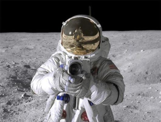 Magnificent Desolation: Walking on the Moon 3D