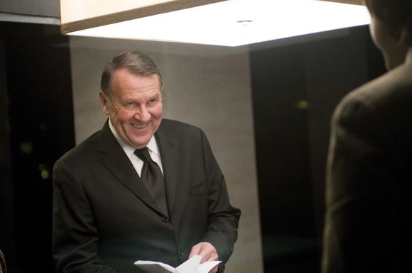 Tom Wilkinson în Duplicity