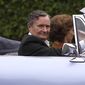 And When Did You Last See Your Father?/Secretele tatălui meu