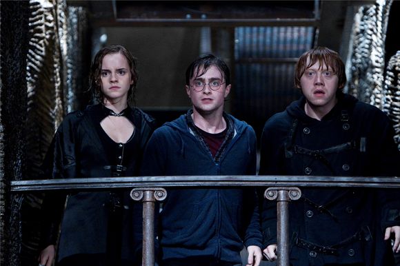 Emma Watson, Daniel Radcliffe, Rupert Grint în Harry Potter and the Deathly Hallows: Part 2
