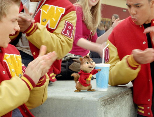 Alvin and the Chipmunks: The Squeakquel