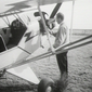 Flying Padre: An RKO-Pathe Screenliner/Flying Padre: An RKO-Pathe Screenliner