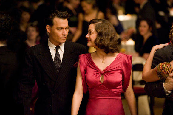 Marion Cotillard, Johnny Depp în Public Enemies