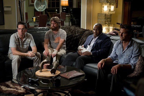 Ed Helms, Zach Galifianakis, Mike Tyson, Bradley Cooper în The Hangover