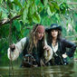 Johnny Depp în Pirates of the Caribbean: On Stranger Tides - poza 428
