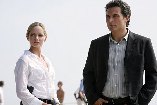 Marley Shelton, Rufus Sewell în Eleventh Hour