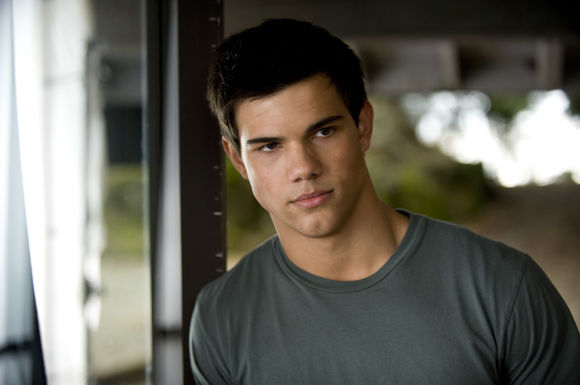 Taylor Lautner în The Twilight Saga: New Moon
