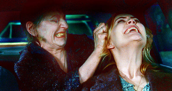 Lorna Raver, Alison Lohman în Drag Me to Hell