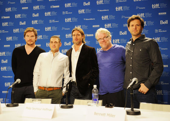 Chris Pratt, Jonah Hill, Brad Pitt, Philip Seymour Hoffman, Bennett Miller în Moneyball
