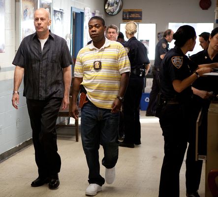 Bruce Willis, Tracy Morgan în Cop Out