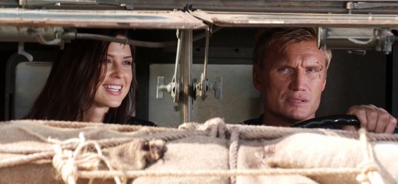 Dolph Lundgren, Gina May în Direct Contact