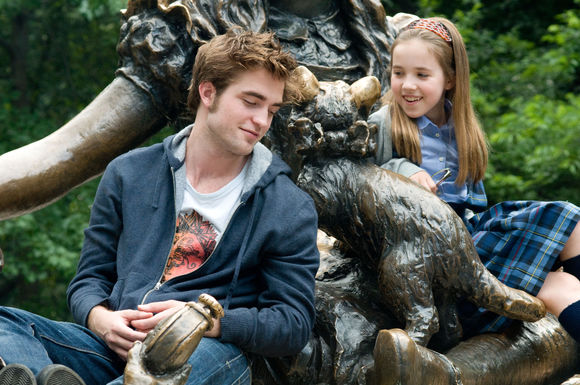 Ruby Jerins, Robert Pattinson în Remember Me