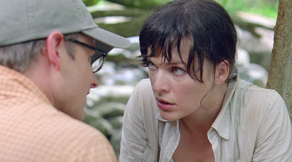Steve Zahn, Milla Jovovich în A Perfect Getaway