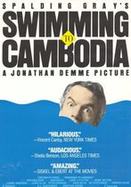 Înotând spre Cambodgia