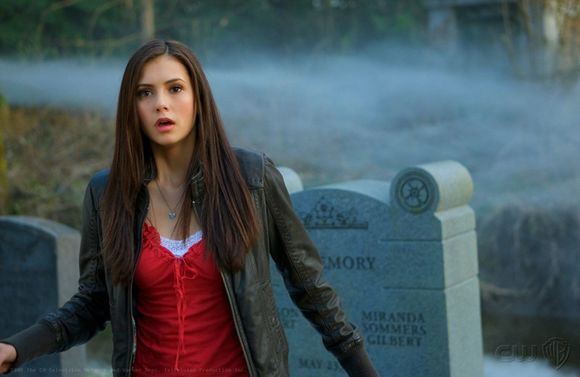 Nina Dobrev în The Vampire Diaries