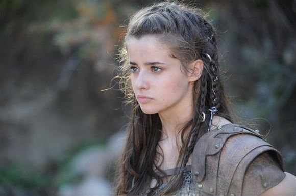 Beowulf: Return to the Shieldlands