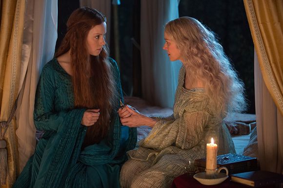 Daisy Ridley, Naomi Watts în Ophelia