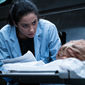 Foto 3 Shay Mitchell în The Possession of Hannah Grace