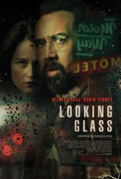 Poster Looking Glass