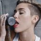 Foto 1 Miley Cyrus: Wrecking Ball