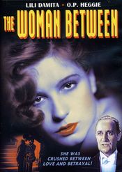 Poster The Woman Between