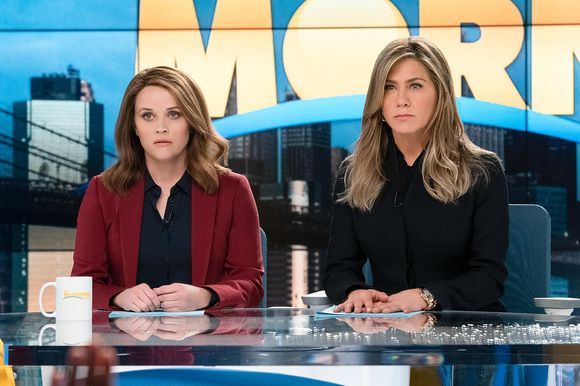 Reese Witherspoon, Jennifer Aniston în The Morning Show