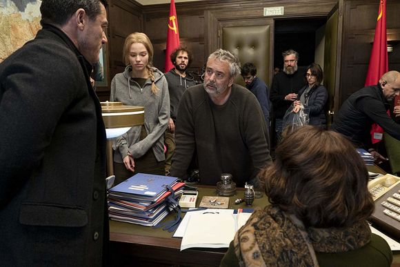 Luke Evans, Sasha Luss, Luc Besson în Anna