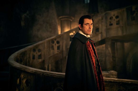 Claes Bang în Dracula