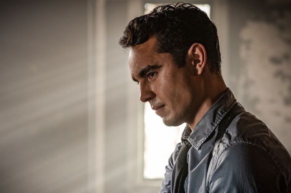 Max Minghella în Spiral: From the Book of Saw