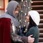 Vanessa Hudgens, Josh Whitehouse în The Knight Before Christmas/Un cavaler de Crăciun