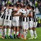 First Team: Juventus/Prima echipă: Juventus
