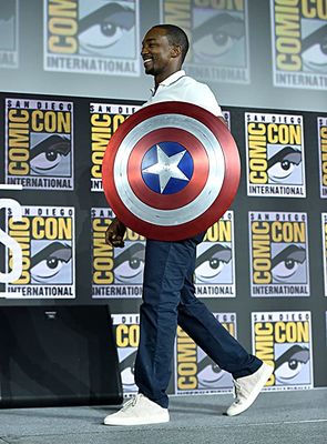 Anthony Mackie în The Falcon and the Winter Soldier