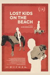 Poster Copii pierduți pe plajă