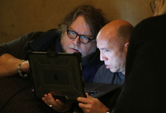 Guillermo del Toro, J. Miles Dale în Nightmare Alley
