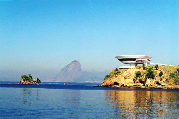 Oscar Niemeyer, un architecte engagé dans le siècle